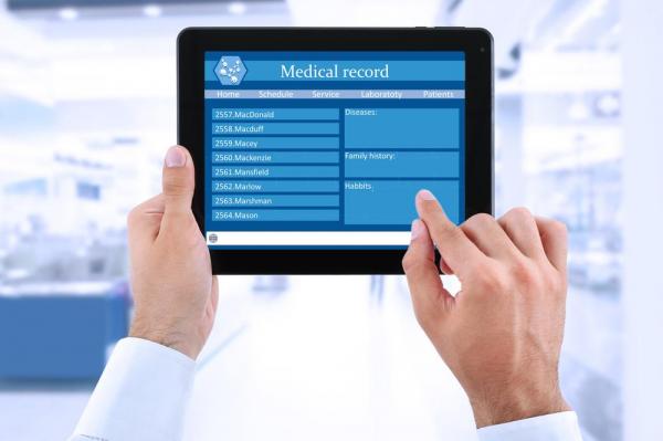 Medical students track former patients’ electronic health records, study says
