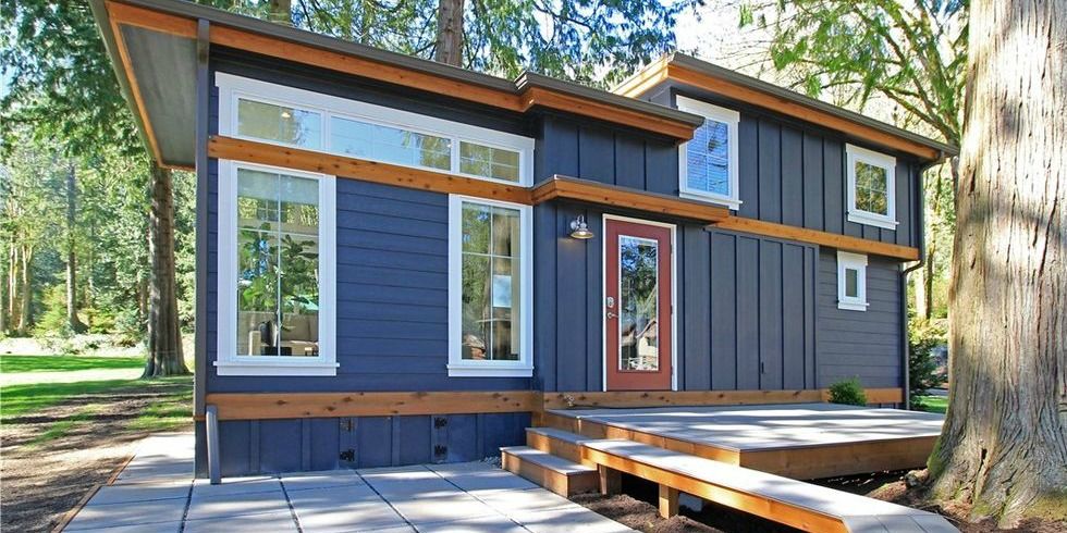 This Tiny House Makes 399 Square Feet Feel Luxurious