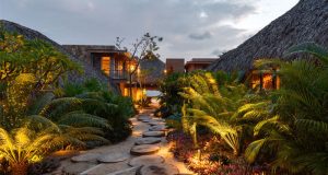 Beach Villa on the Pacific Coast by Bernardi and Peschard Arquitectura
