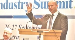 Bennett to OECD education ministers: We can transform the world