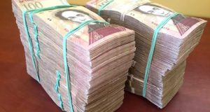 Why you need sackfuls of banknotes to shop in Venezuela