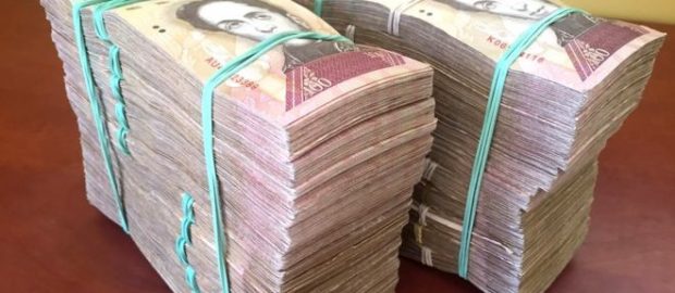 Why you need sackfuls of banknotes to shop in Venezuela