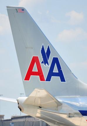 American Airlines flight attendants demand new uniform recall